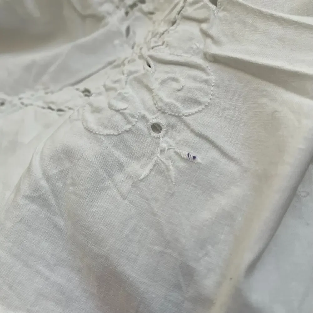 Imperial Elegance White Cotton Tablecloth 98
